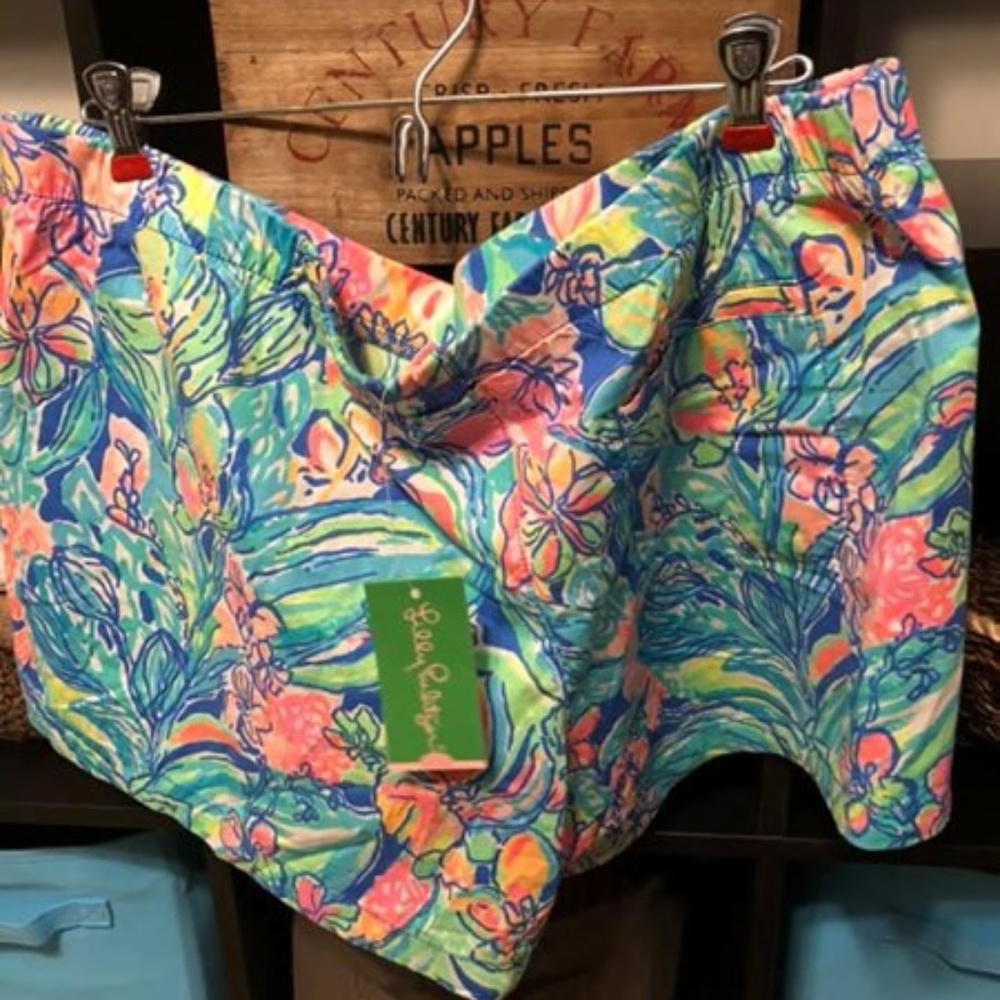 NWT- Lilly Pulitzer Ocean View Board Shorts